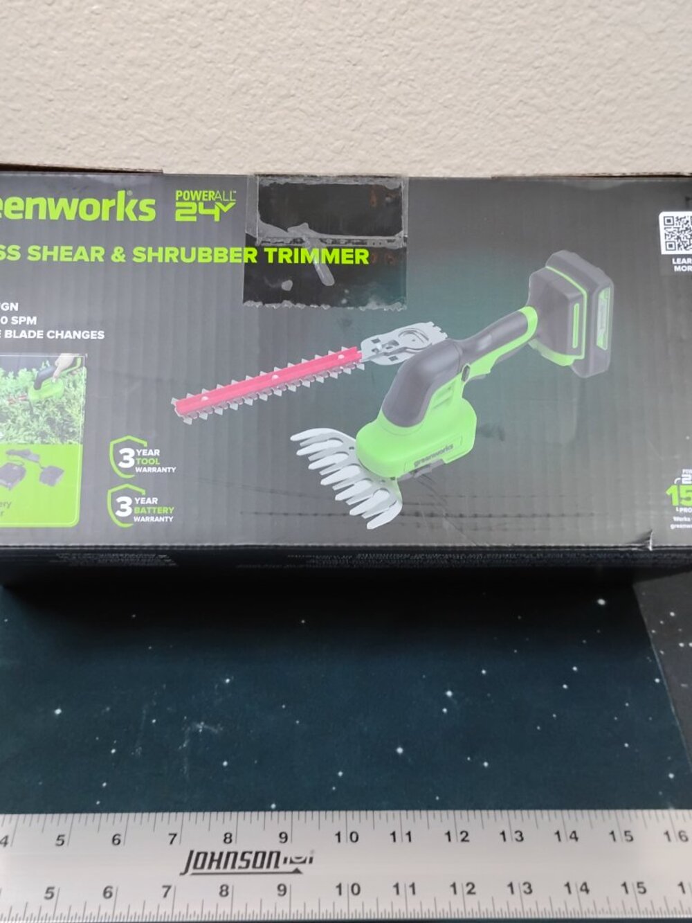 Greenworks 24V Cordless Grass Shear Shrubber Trimmer Kit 2 in 1 Tool Battery - Picture 4 of 4